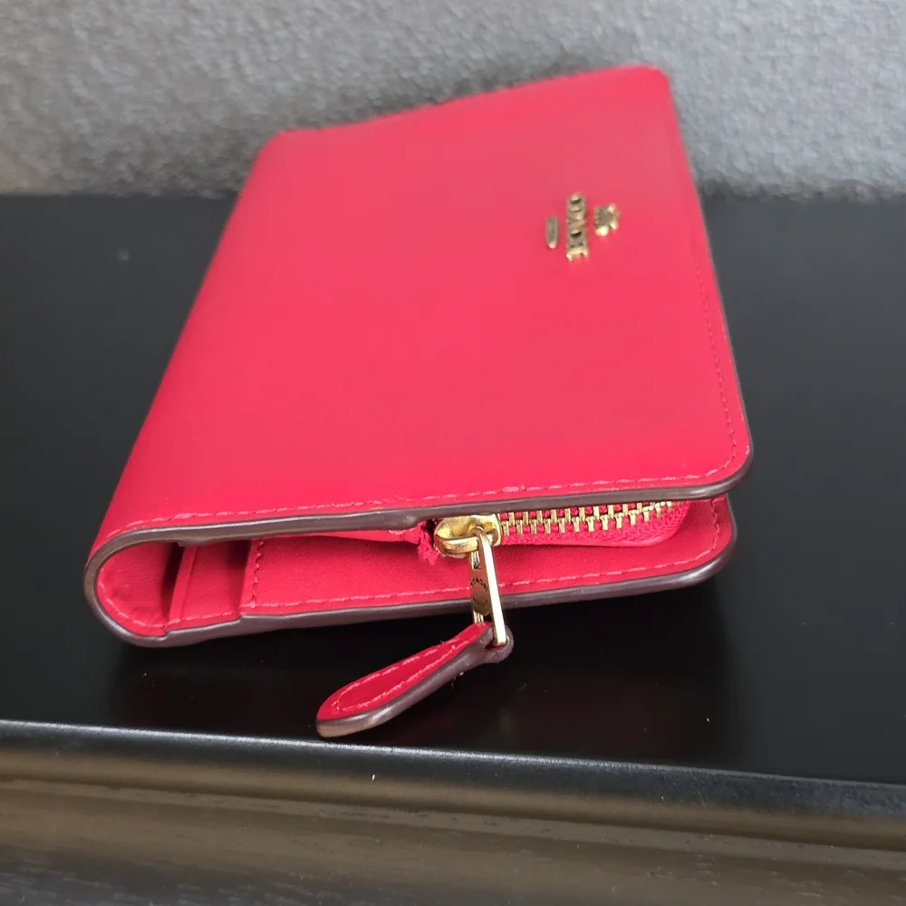 Coach Red Women's Wallet - Picture 8 of 12